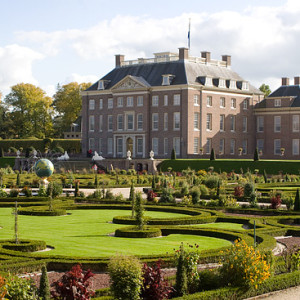 PaleishetLoo Paleis Loo Nederland Bezienswaardigheden Veluwe omgeving